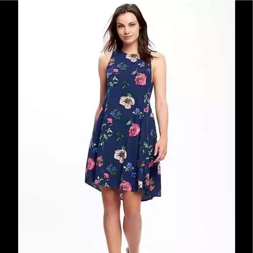 NWT. Old Navy Floral Summer Dress